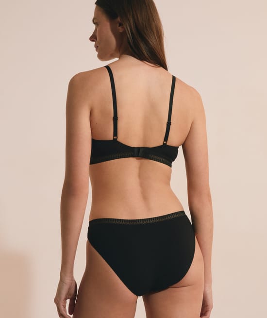 Tri&aacute;ngulo sin aros, copas extra&iacute;bles de algod&oacute;n org&aacute;nico;${refinementColor}