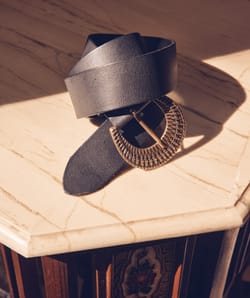 Eden leather belt;${refinementColor}