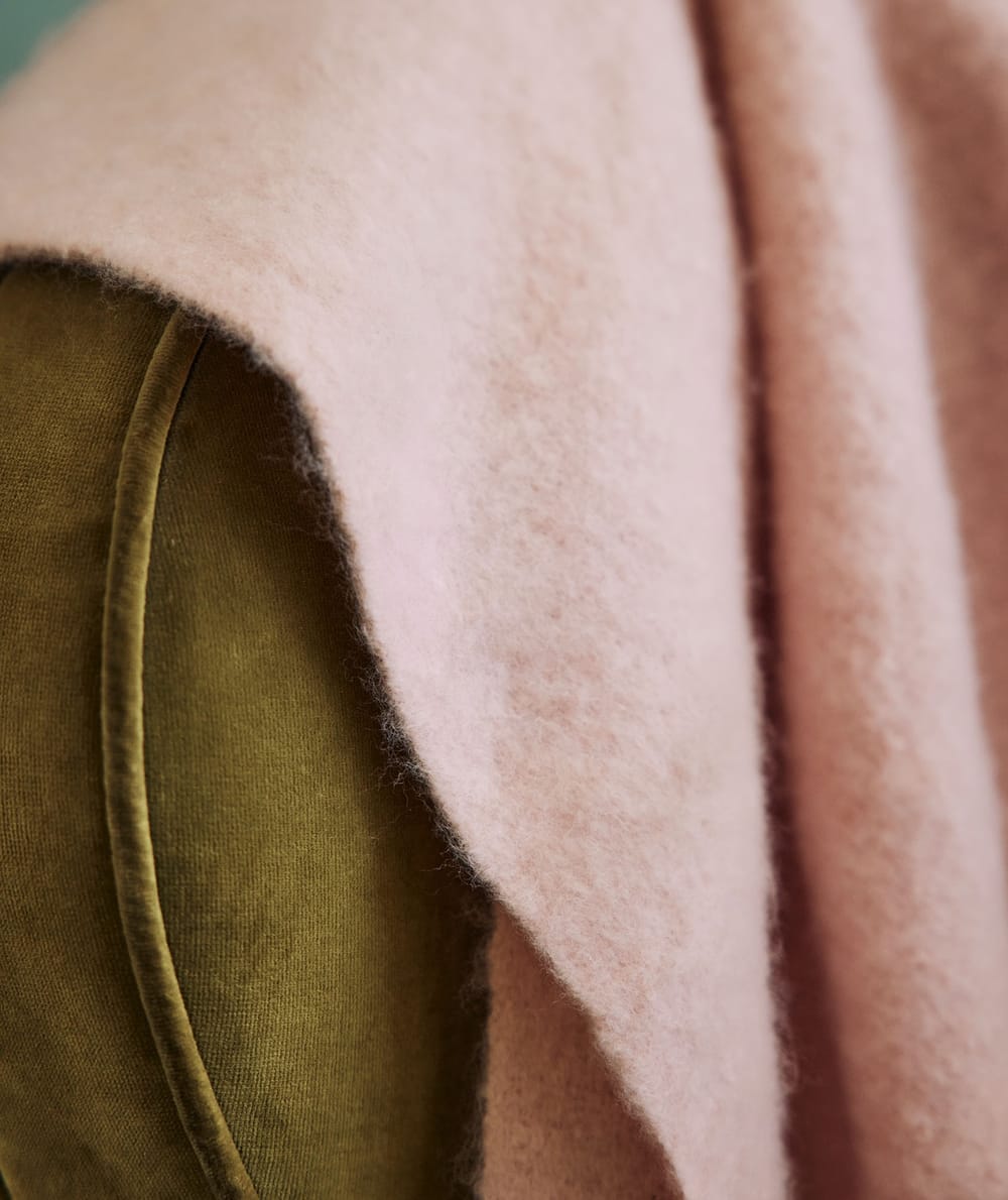 Harrold XXL scarf;${refinementColor}