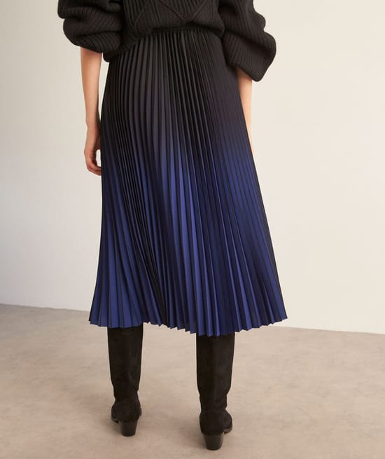 Jupe mi-longue pliss&eacute;e tie and dye marine Fatel;${refinementColor}