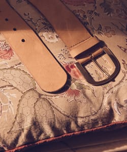 Estelle leather belt;${refinementColor}