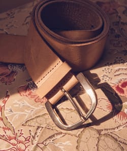 Estelle leather belt;${refinementColor}