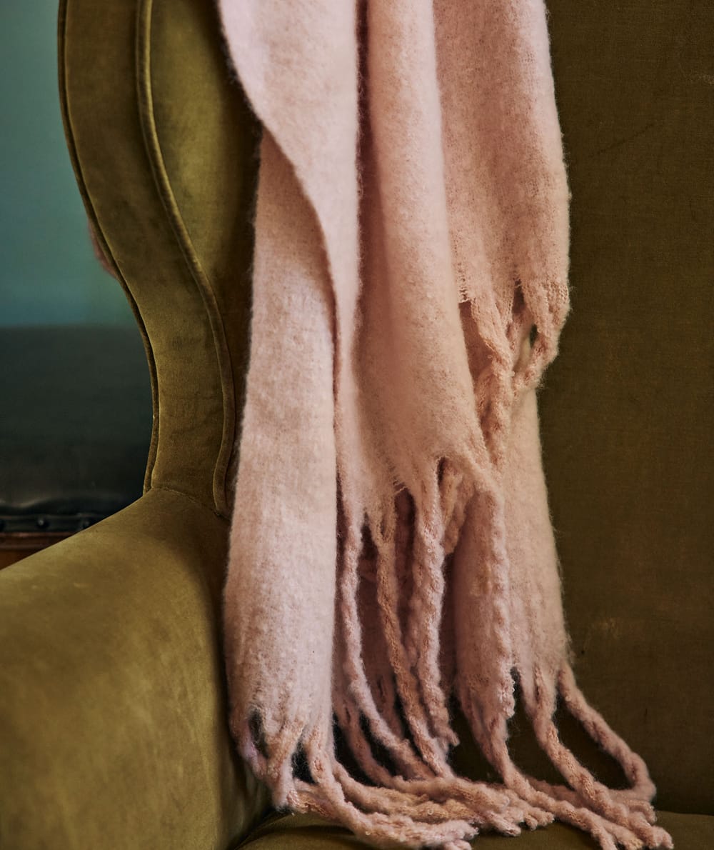 Harrold XXL scarf;${refinementColor}