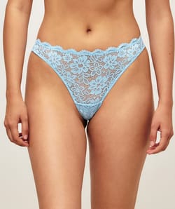 Floral lace thong;
