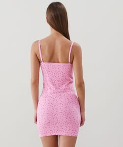 Seamless nightdress;