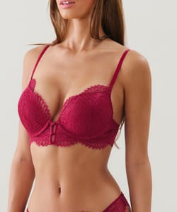 Sujetador ultra push-up de encaje;