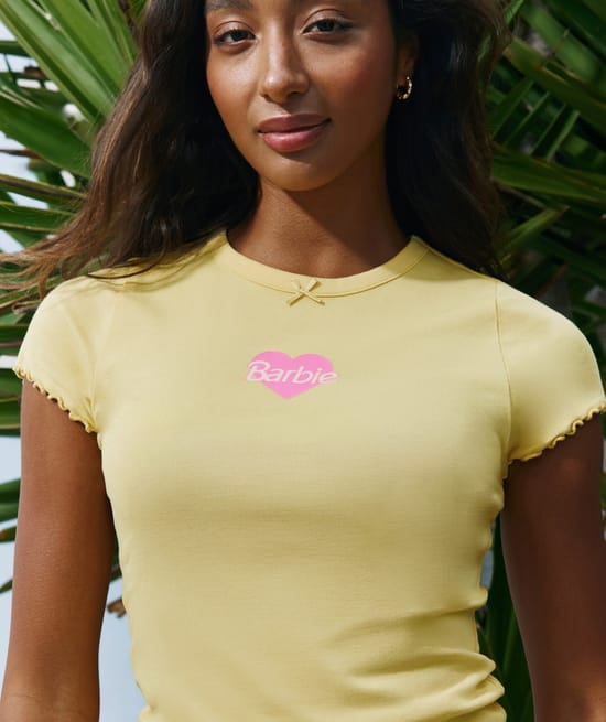 T-shirt Barbie;
