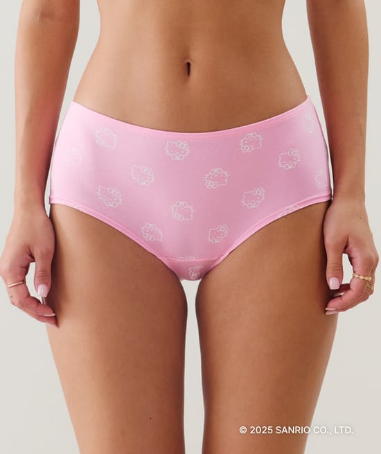 Lot de 3 shortys Hello Kitty;