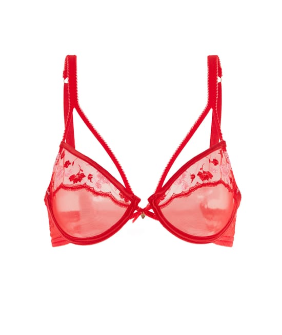 Lace balconette bra;