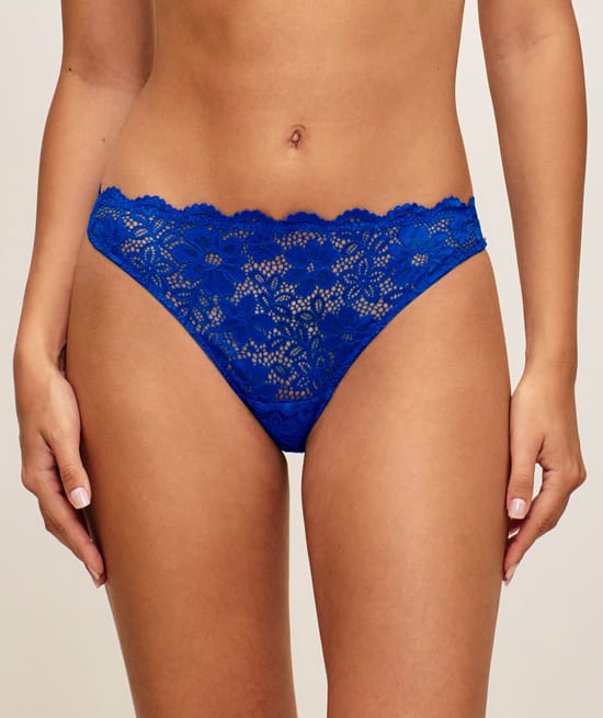 Lace thong;