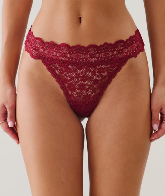Lace thong;