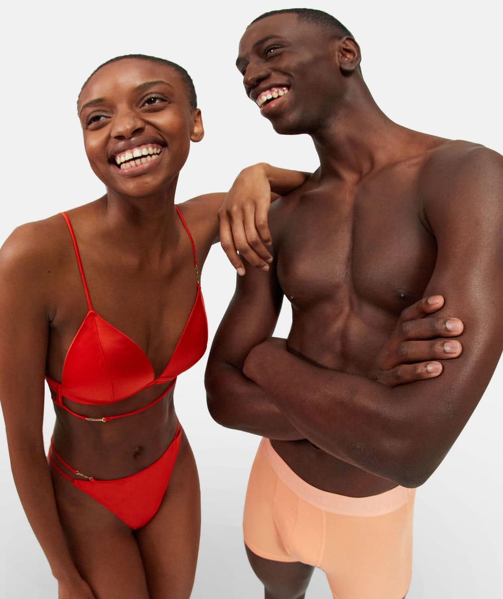 boxer &agrave; message "totalement accro de ma meuf";