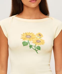 Short sleeve printed jersey t-shirt with sunflowers;
