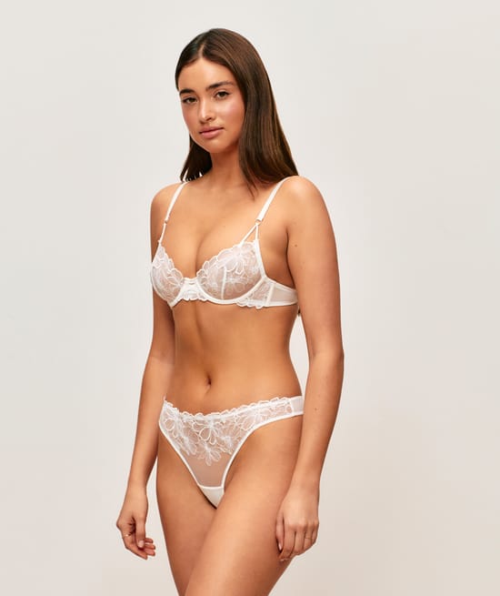 Bralette with floral embroidery;