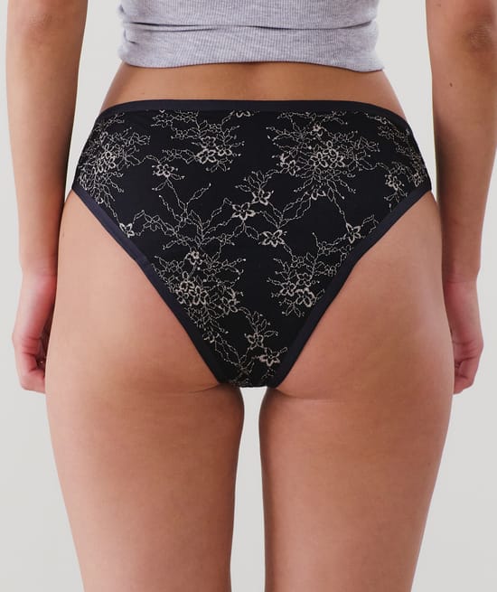 Flujo medio - Braga menstrual;