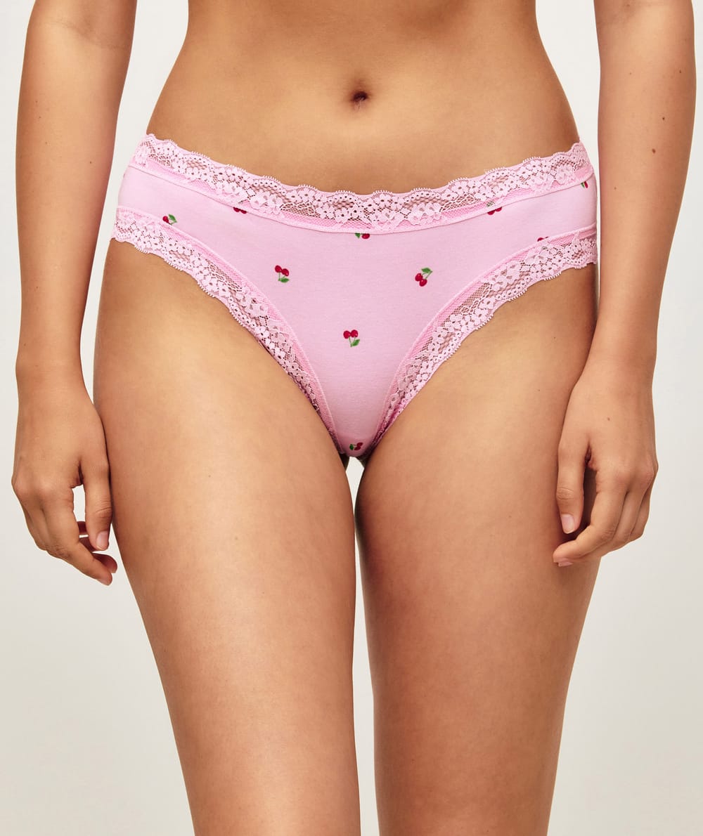 Cheeky in cotton and lace cherry patterns;
