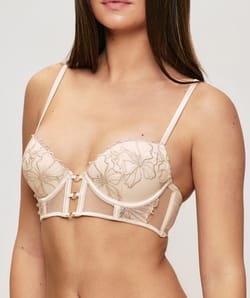 Push-up bra with embroidery;