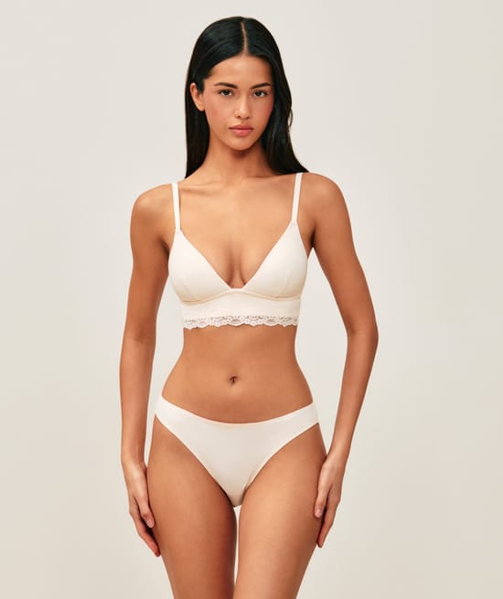 Triangle bra in microfiber;