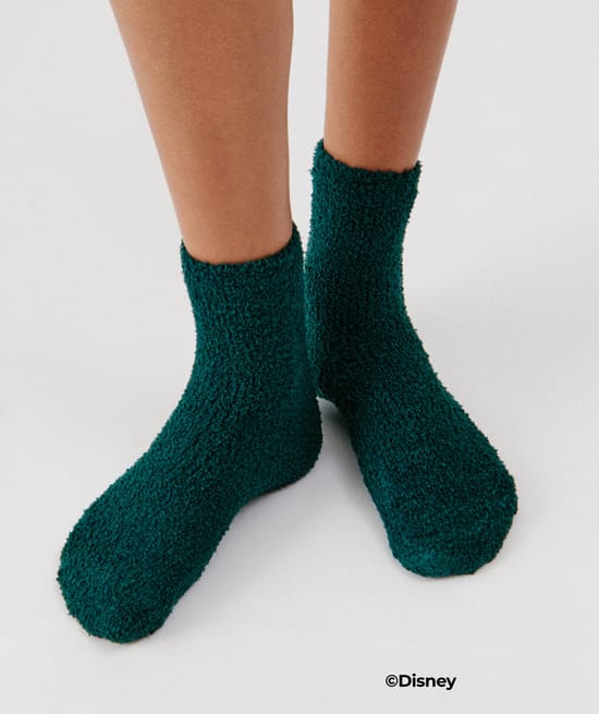 Lady fleece socks;