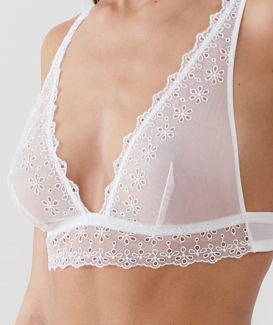Mesh triangle bra with embroidery;
