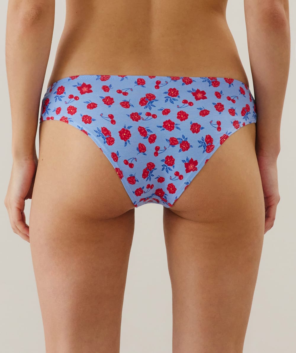 Pack of 3 cotton briefs;