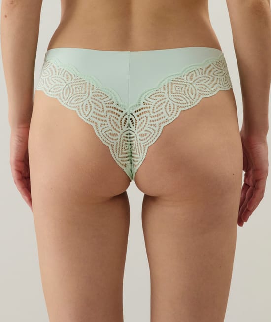 Microfibre cheeky;