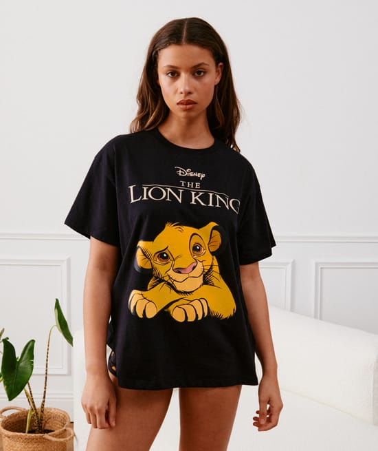 Short en molleton Le Roi Lion;