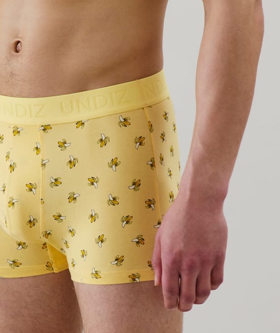 Yellow pattern boxer shorts;