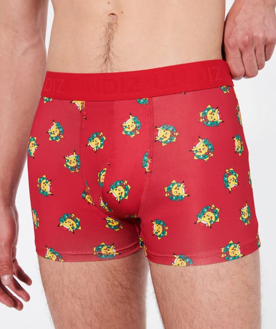 B&oacute;xer con Pikachu disfrazado;