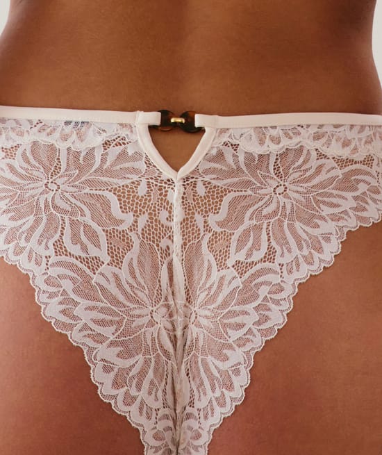 Lace panties - pale pink;