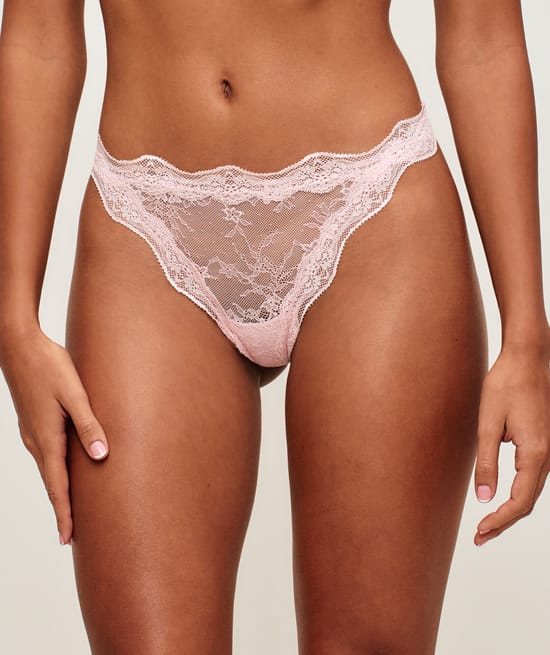 Lace thong;