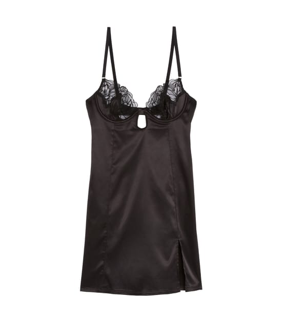 Nuisette corbeille en satin;