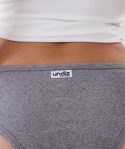 Medium flow - Cotton period brief;