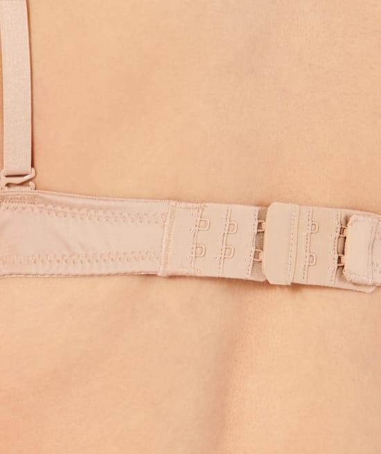 2-hook bra extender;