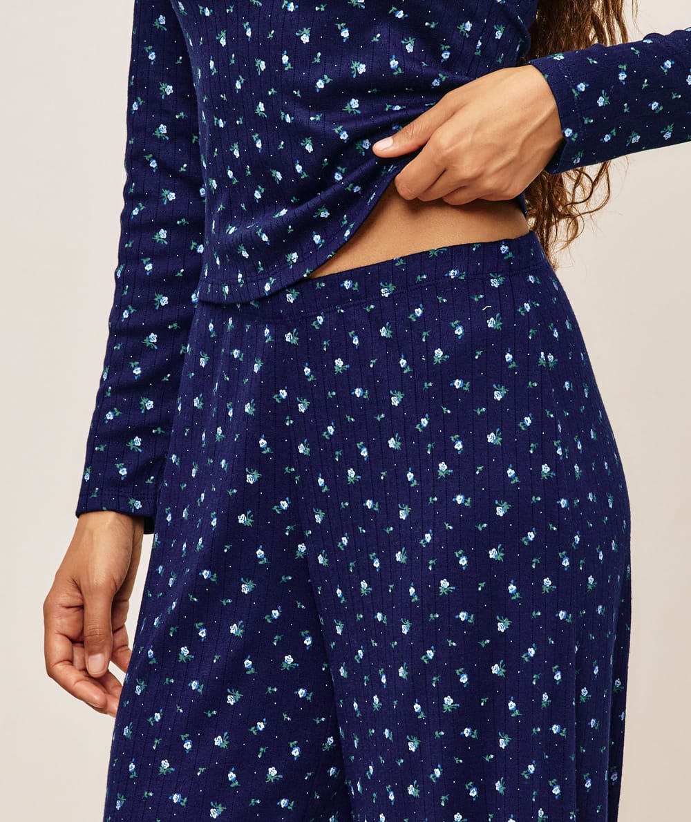 Pantalon en pointelle &agrave; motif fleuri;