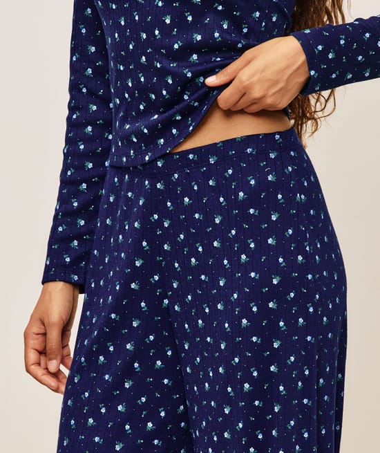 Pantalon en pointelle &agrave; motif fleuri;