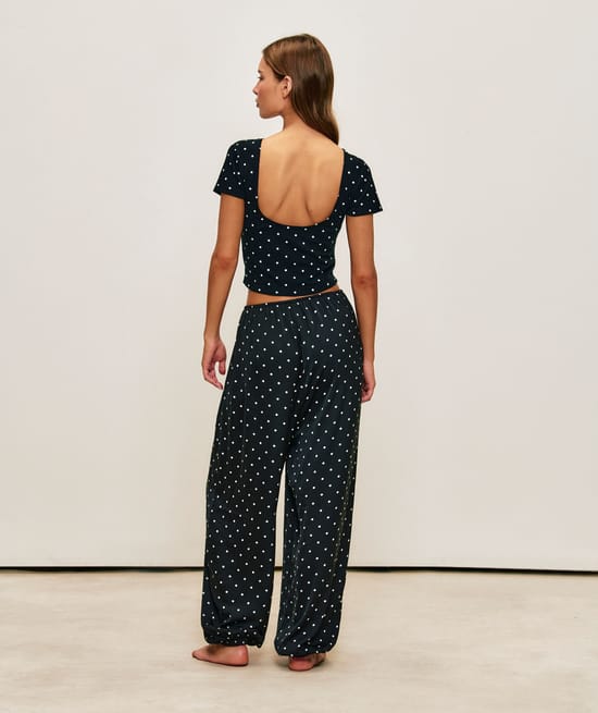 Polka dot satin balloon trousers;