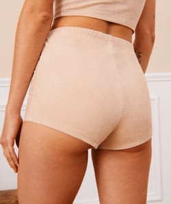 Short en suédine;