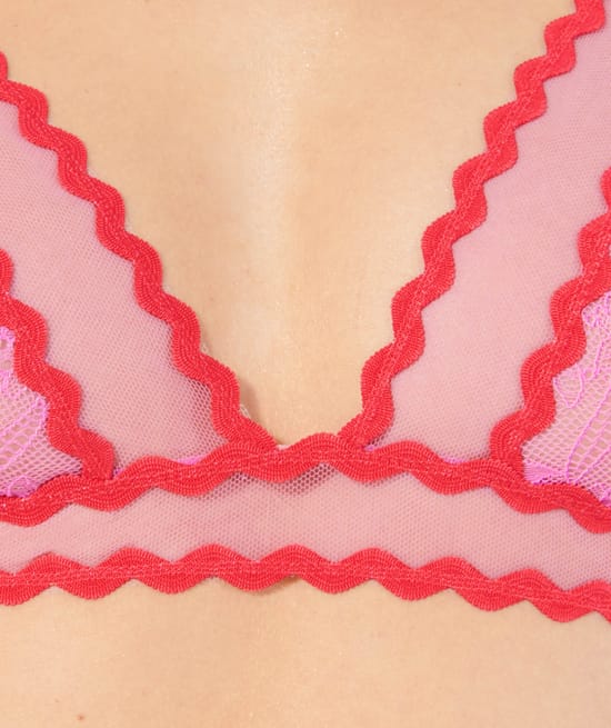 Soutien-gorge triangle en dentelle;