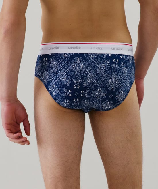 Cotton brief with patterns;