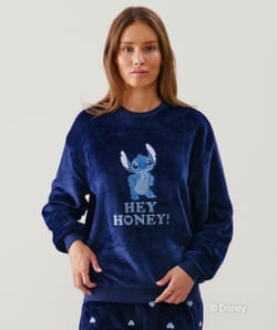 Stitch pyjama set;