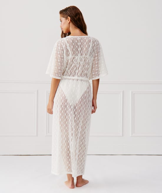 Crochet kimono;