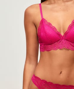 Soutien-gorge triangle push-up en dentelle;