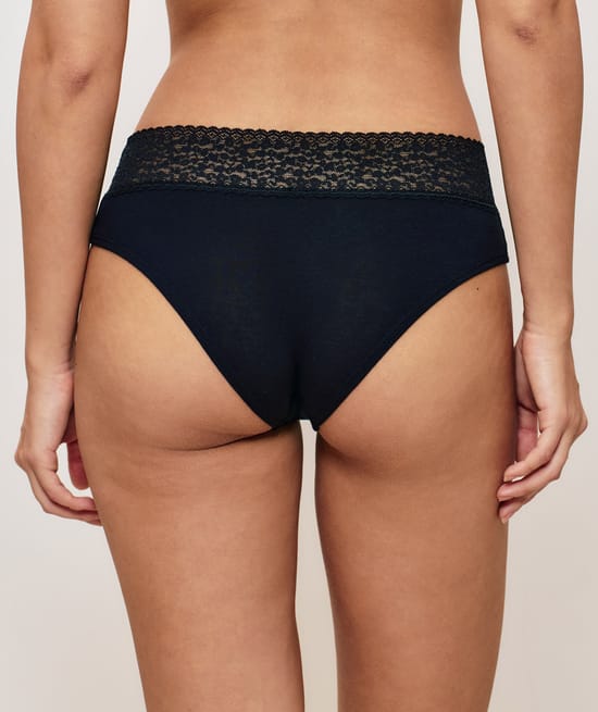 Cheeky avec dentelle;