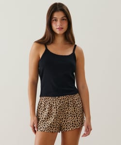 Leopard print jersey Shorts;