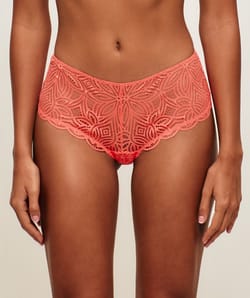 Shorty en dentelle;