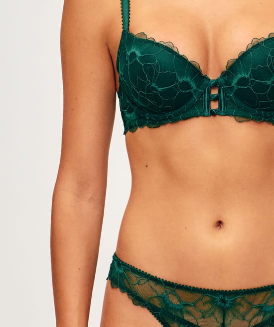 Floral lace push-up bra;