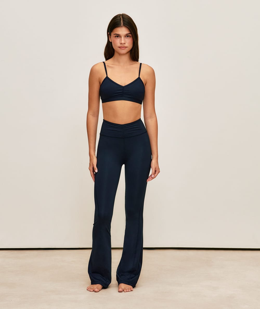 Pantalon flare en microfibre;