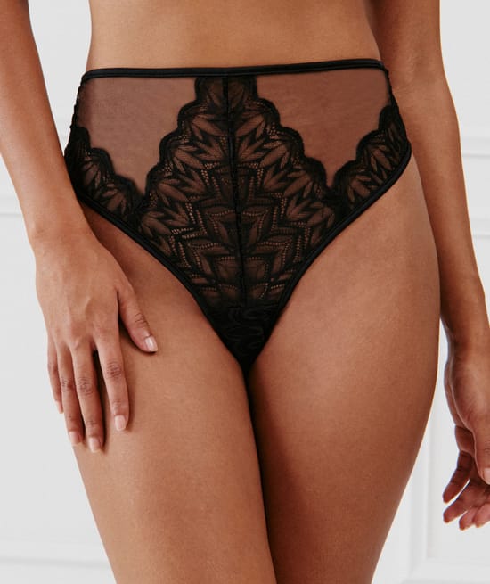 Tanga taille haute en dentelle;