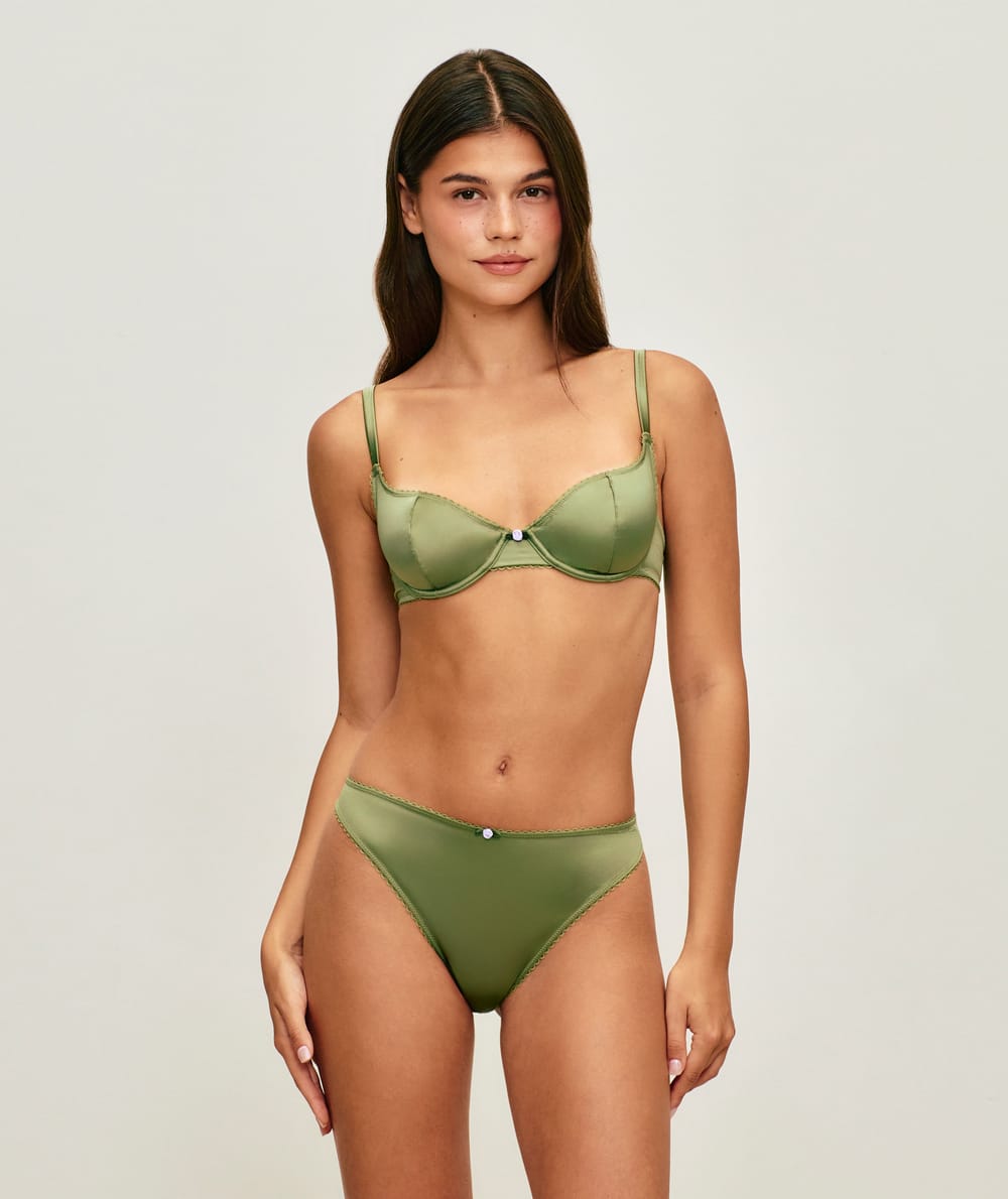 Satin thong;